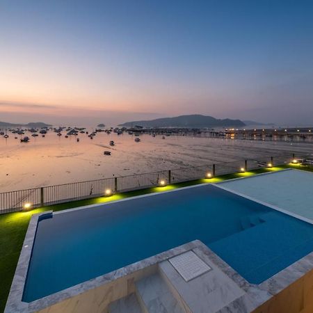 Shin Arch39 Phuket Beach Front - Sha Plus تْشولونْغْ المظهر الخارجي الصورة